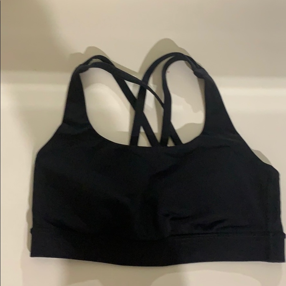 Lululemon black energy bra. Lululemon sports bra